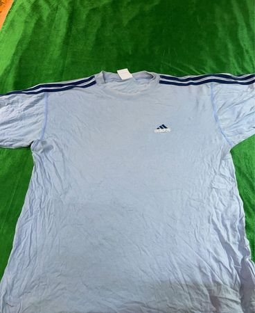 Adidas T-Shirt