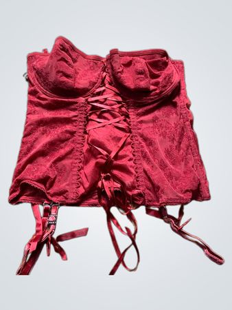 Rotes Korsett-Top