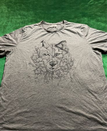 Pier One Graues T-Shirt mit geometrischer Wolf-Grafik