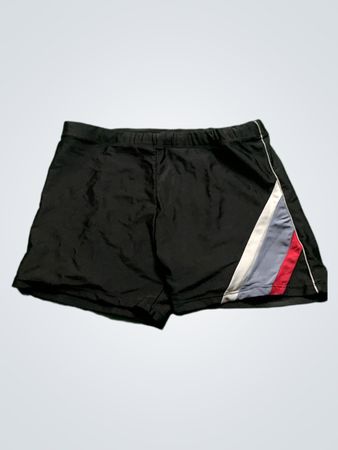 Schwarze Shorts mit buntem Einsatz