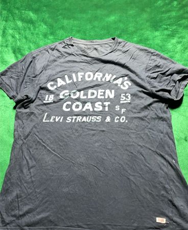 Levi's Graphic T-Shirt