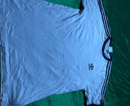 Adidas T-Shirt