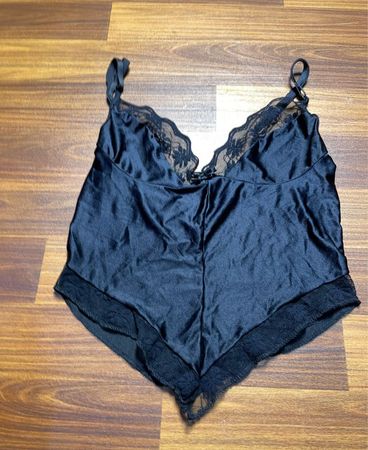 Black camisole with lace trim