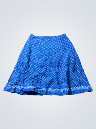 Blauer A-Linien-Rock mit weißem Blumenmuster