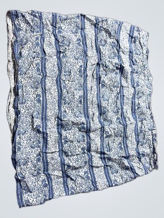 Blau und weiß gestreifter Stoff