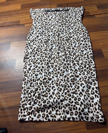 Haute Monde Leopard Print Strapless Midi Dress