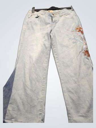 Upcycled Faded Glory Women's Light Wash Embroidered Jeans