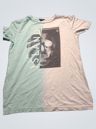Kiabi Polynesian Island Skull T-Shirt