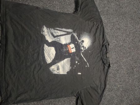MED-UPSTAR ORIGINAL XL DESIGNS T-SHIRT