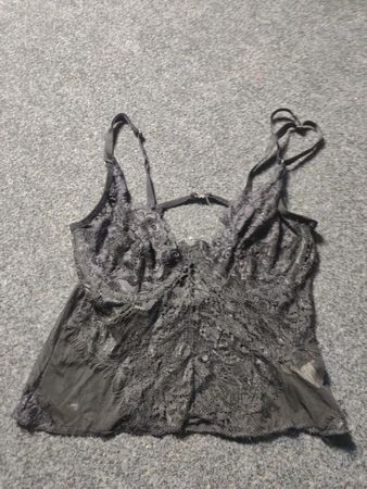 Débardeur en dentelle noire