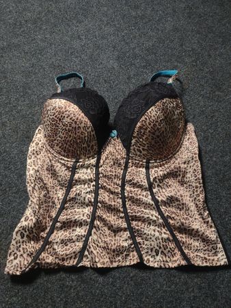 Haut en corset à imprimé léopard