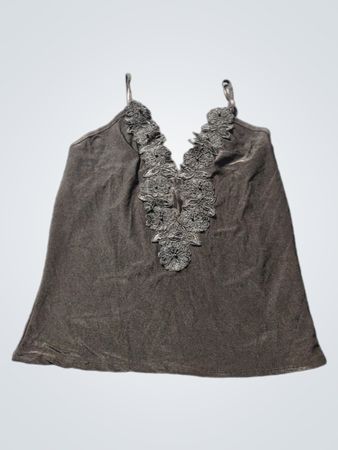 Débardeur avec dentelle noire