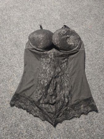 Body en corset avec dentelle noire