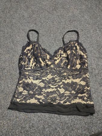 Schwarzes Spitzen-Cami