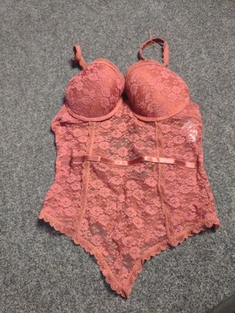 Rosa Spitzen-Korsett-Body