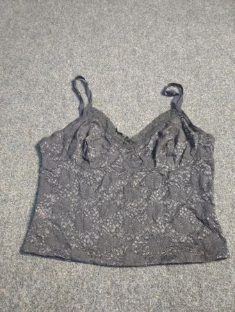 Schwarze Spitzen-Camisole