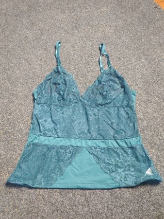 Teal-Spitzen-Camisole