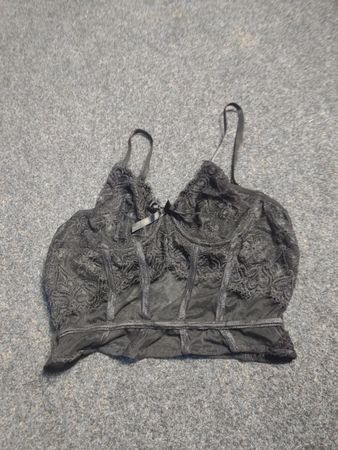Schwarzer Spitzen-Bralette