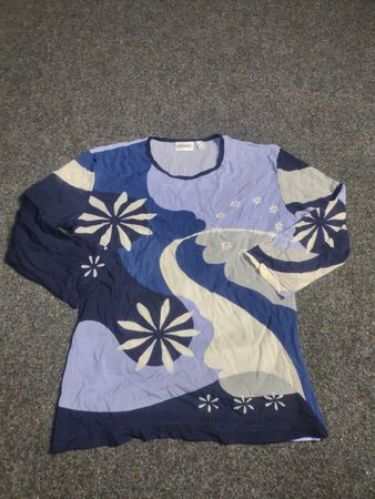Esprit Long-Sleeve Graphic Top