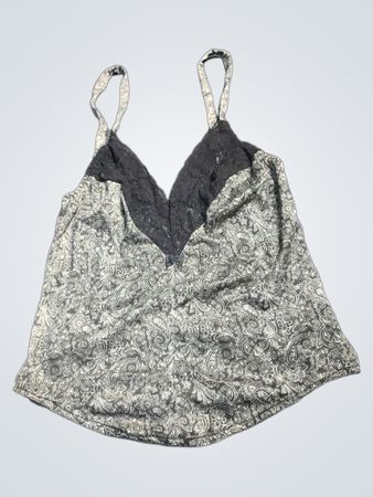 Damen-Spitzentop mit Paisley-Muster und Spitzenbesatz