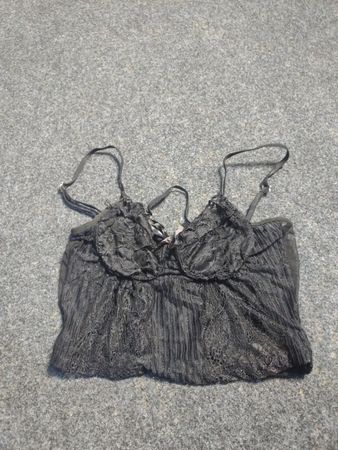 Schwarzes Spitzen-Camisole