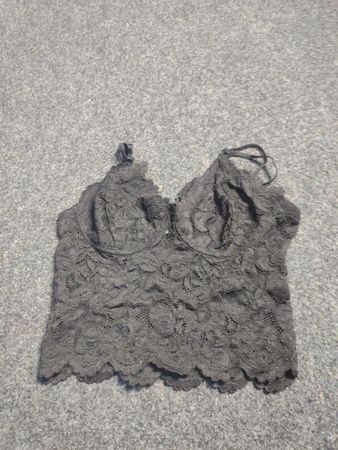 Schwarzer Spitzen-Bralette