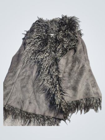 EAST Schwarze Kunstvelours-Weste mit Pelzbesatz