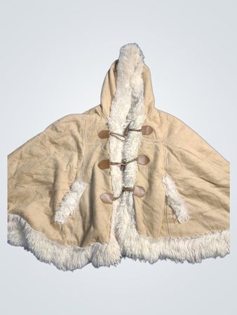 Sky Bomber Kunstpelzgefütterter Kapuzenponcho-Cape