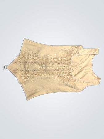 Beiger Body mit Spitzenbesatz