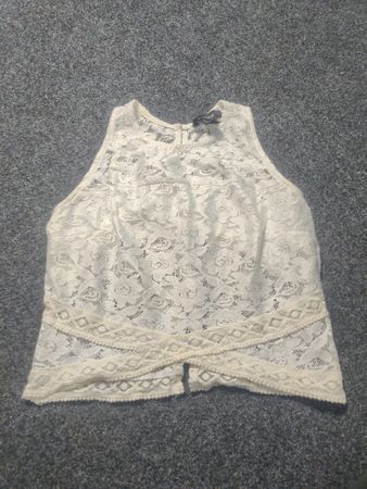 Atmosphere White Lace Cropped Top