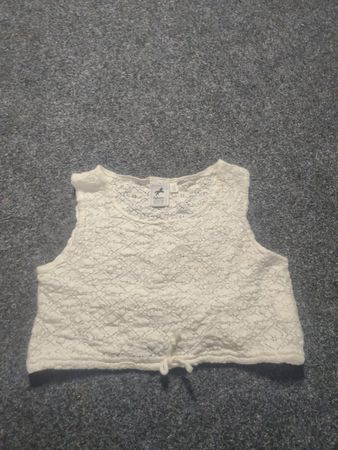 Palomino Weißes Spitzen-Cropped-Top mit Kordelzug