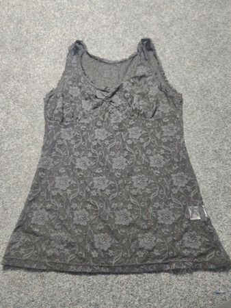 Schwarzes Spitzen-Trägershirt