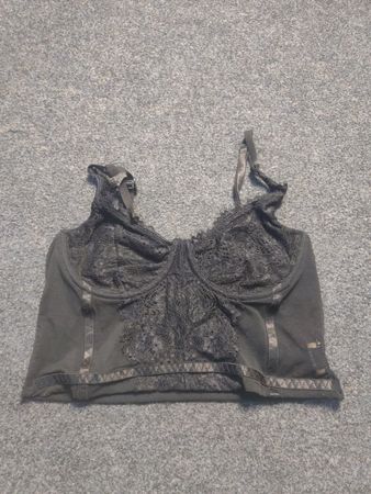Camisola de renda preta