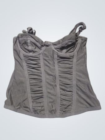 Top corselet preto com franzido e fecho de gancho e olhal