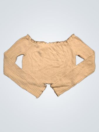 haut beige côtelé à épaules dégagées manches longues