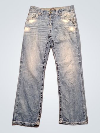 Buckle Jeans