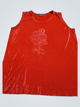 Rose Noire Paris Red Sleeveless Top