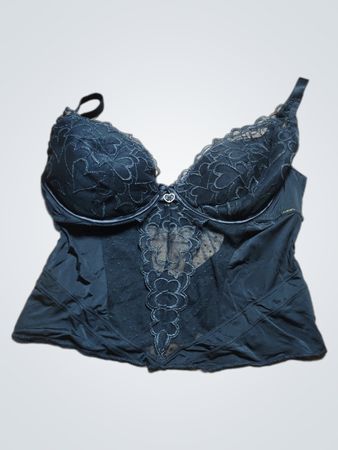 Black Lace Bra and Chemise