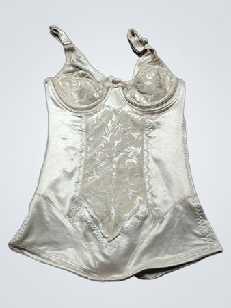 Beiger Bodysuit mit floralem Muster