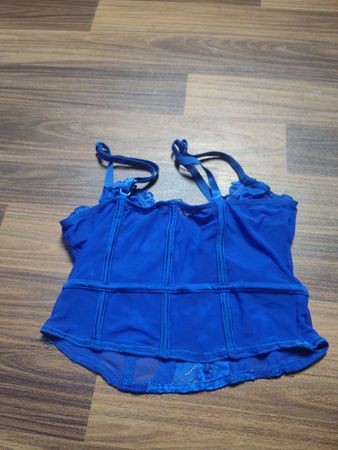 SAINT GENIES Blaues Spitzen-Corsage-Top