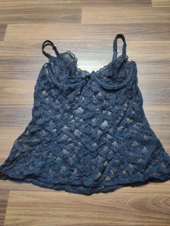 Schwarze Spitzen-Camisole