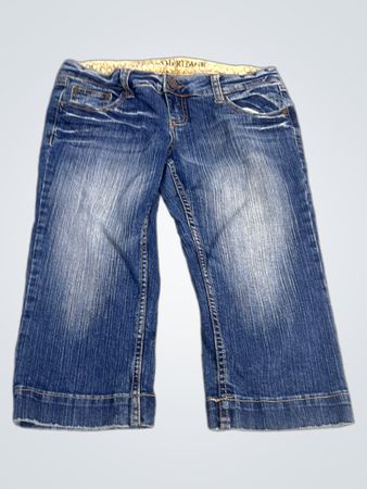 Urban Heritage Blue Denim Capri Jeans