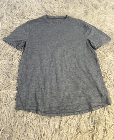 Lululemon Athleisure T-Shirt