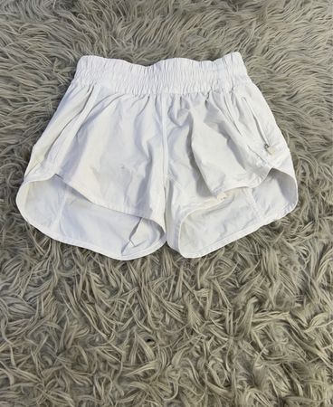 Shorts de course blancs Lululemon