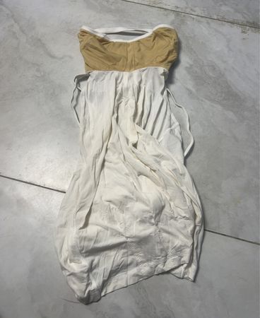 Weißes trägerloses Tanktop