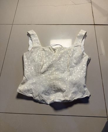 Giovanni White Lace Top
