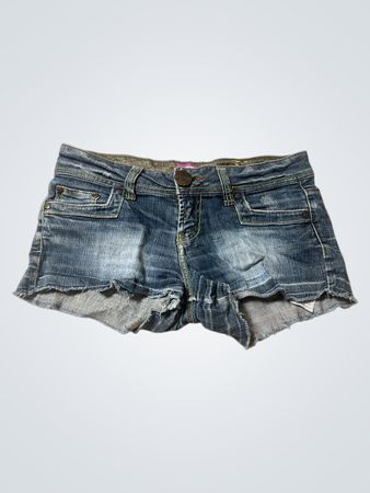 Bershka Denim-Shorts
