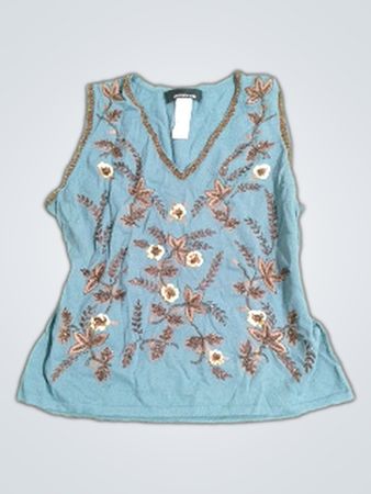 Jones New York Perlenbesetztes V-Ausschnitt Ärmelloses Top