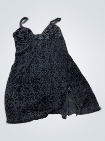 Black Lace Chemise