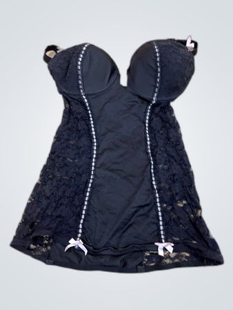 Black Lace Bustier